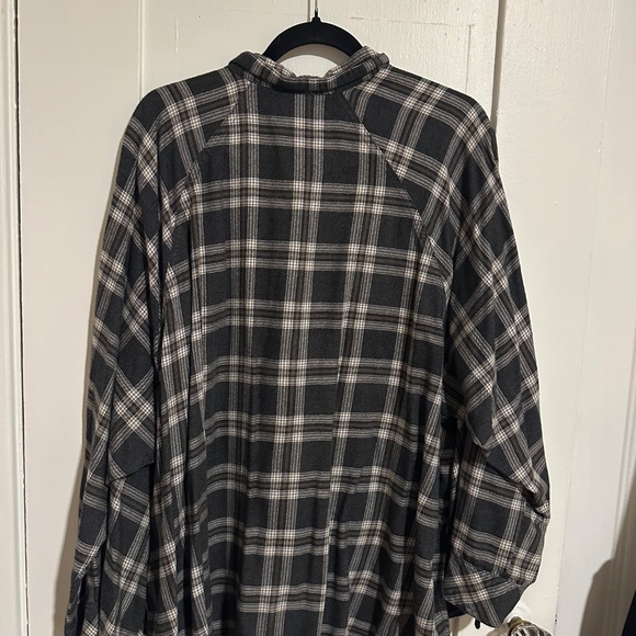 PLUS SIZE CLOTHES BUNDLE - Picture 6 of 11